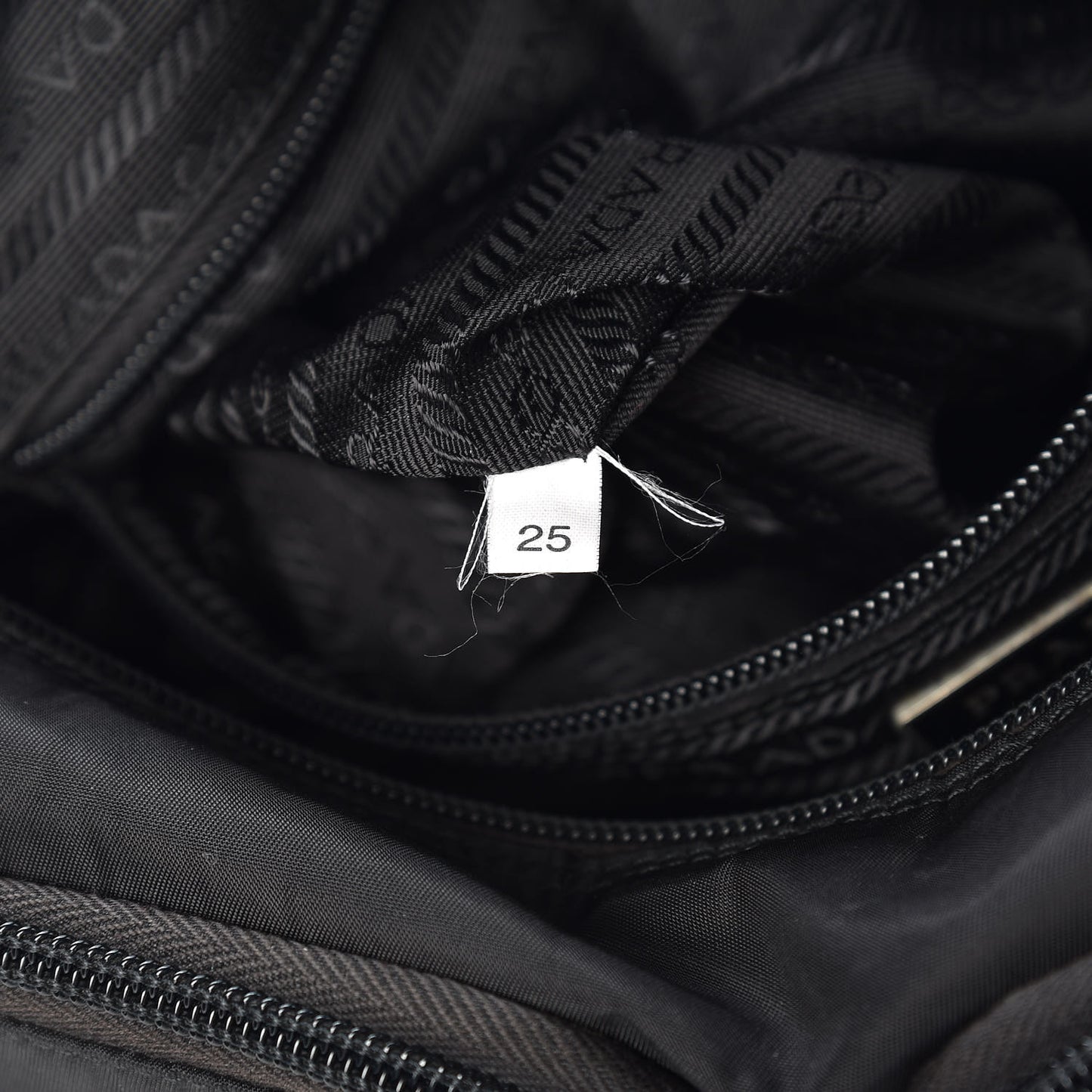 Tessuto Nylon Messenger Bag Black
