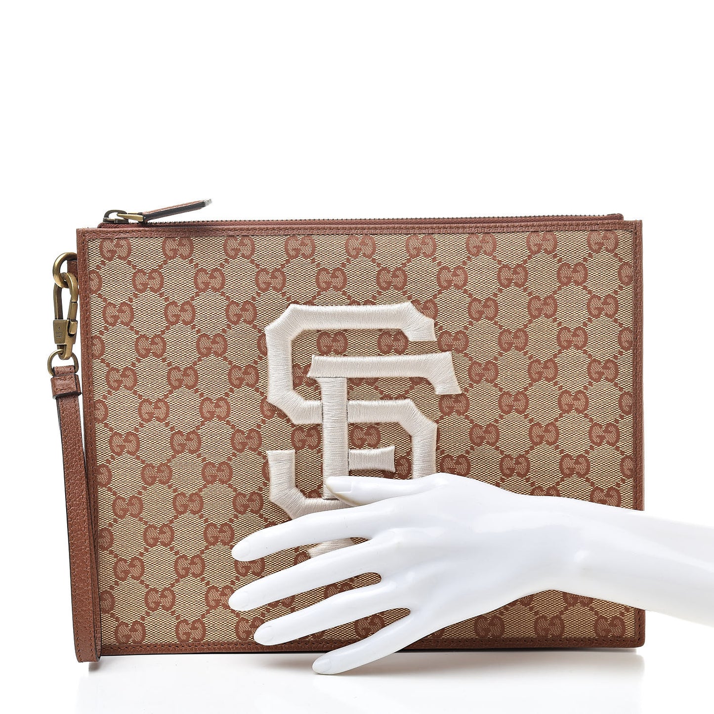 X MLB GG Monogram SF Giants Zip Wristlet Pouch Beige Ruggine Ivory