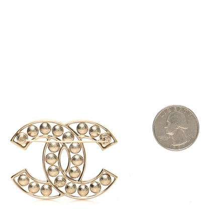 Chanel Pearl CC Brooch Light Gold 2 of 4