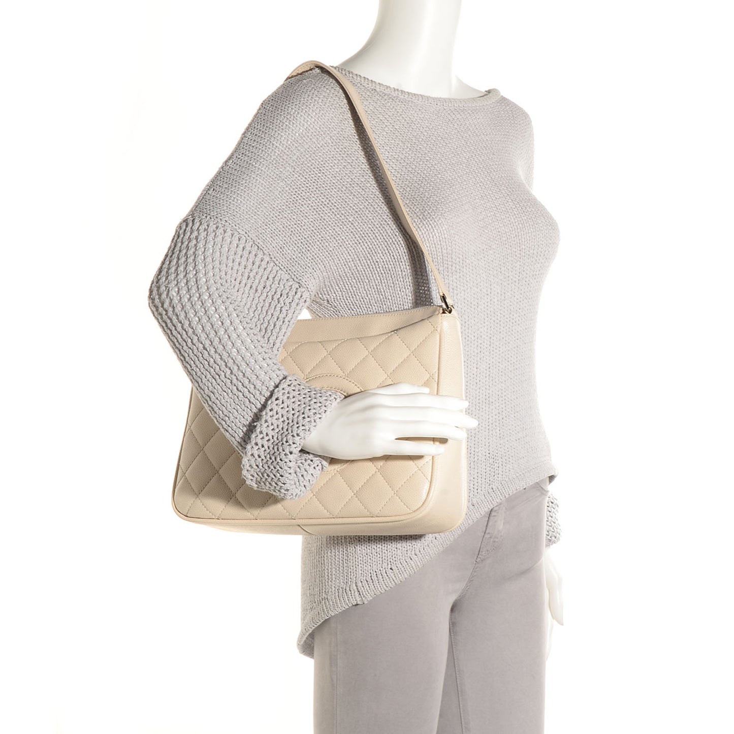 Caviar CC Hobo Beige Clair
