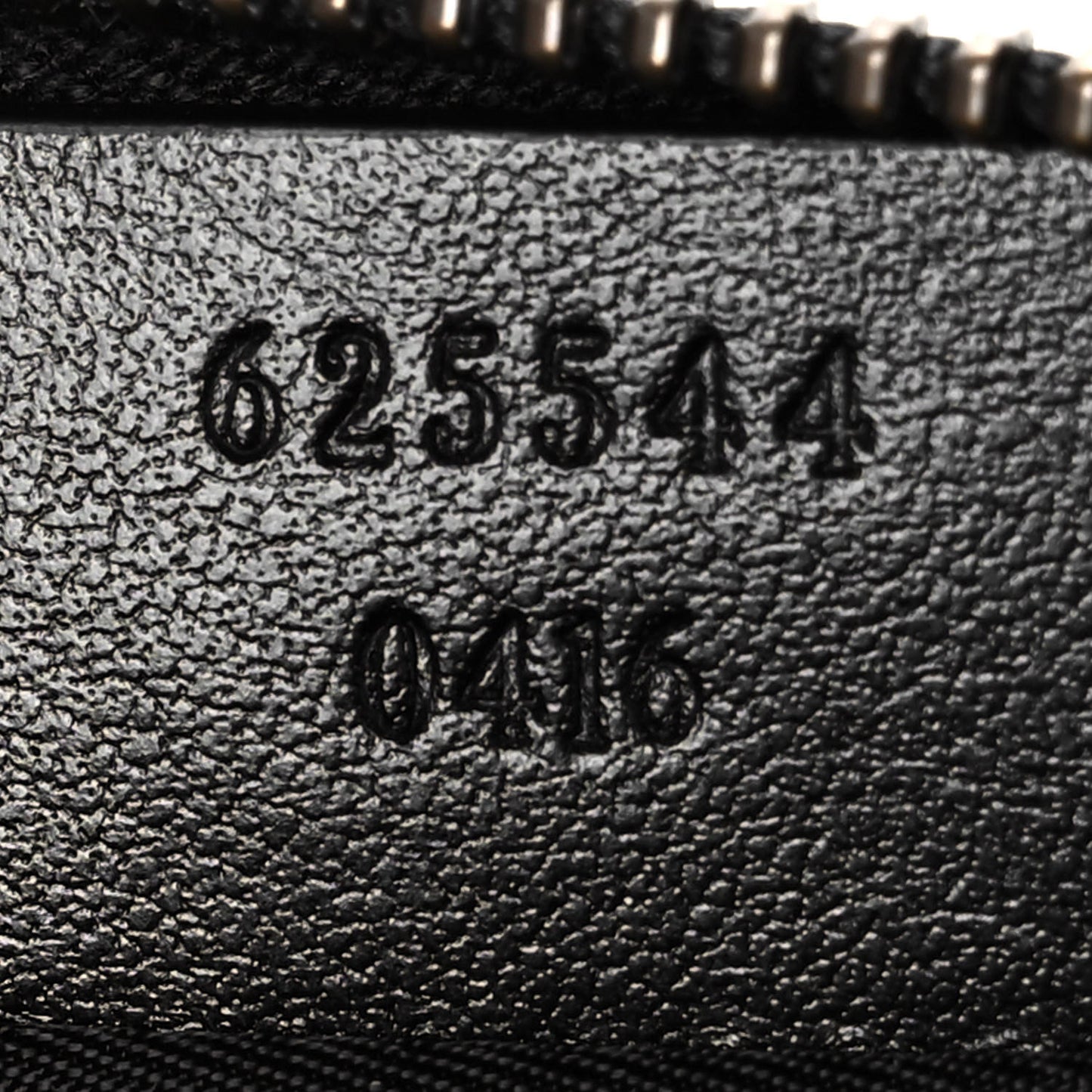 Calfskin Matelasse GG Marmont Pouch Cosmetic Case Black