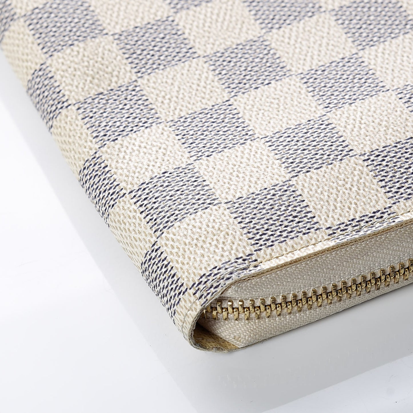 Damier Azur Zippy Wallet