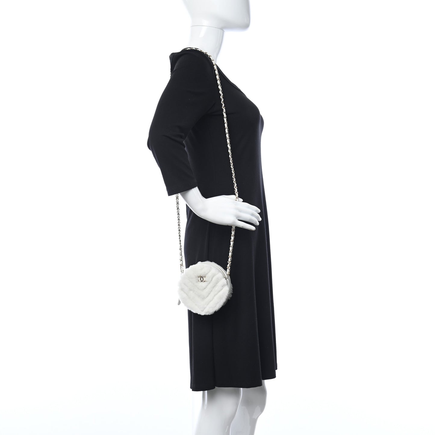 Fur Chevron Quilted Round Clutch With Chain White
