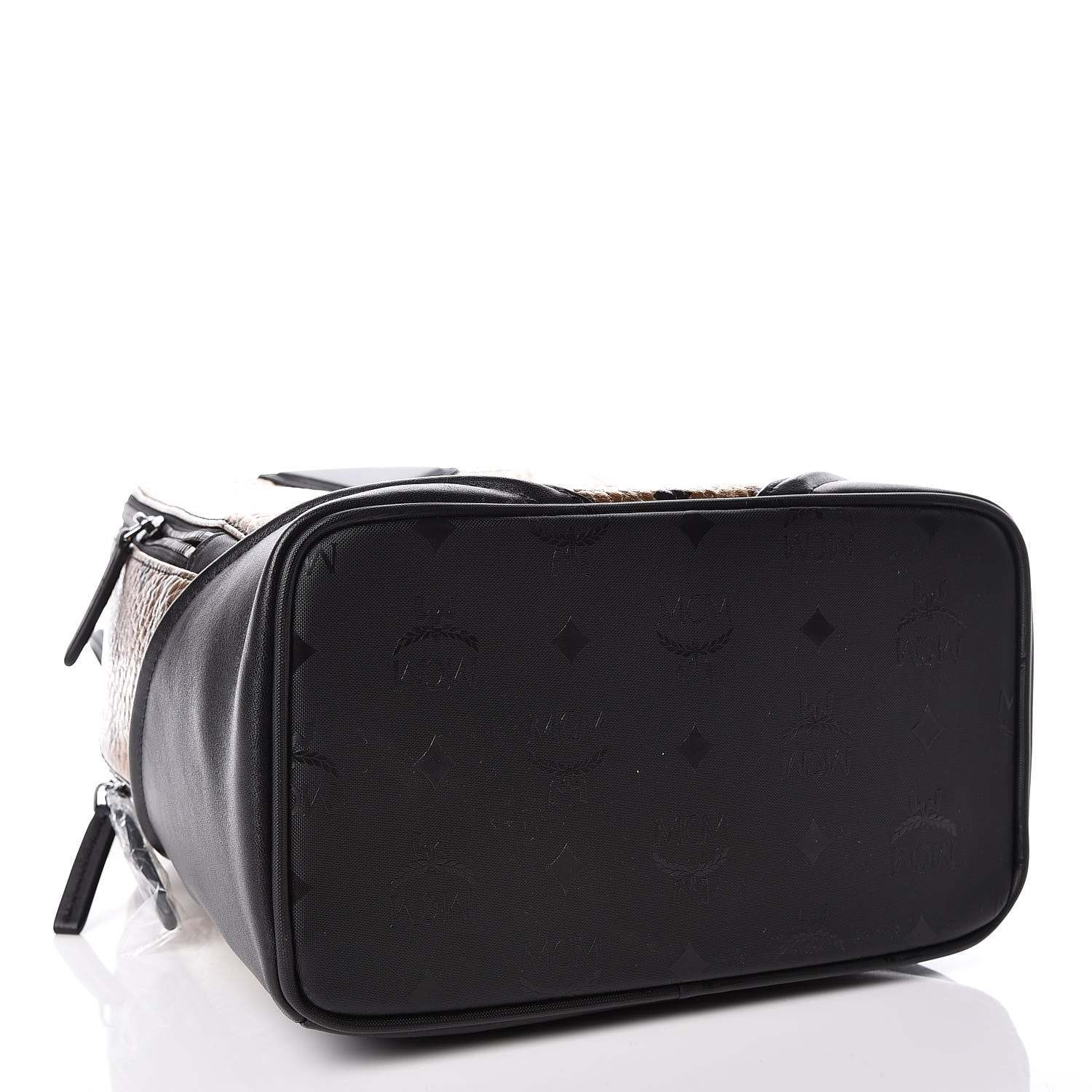 MCM Metallic Visetos Small Duke Backpack Gold 4 of 10
