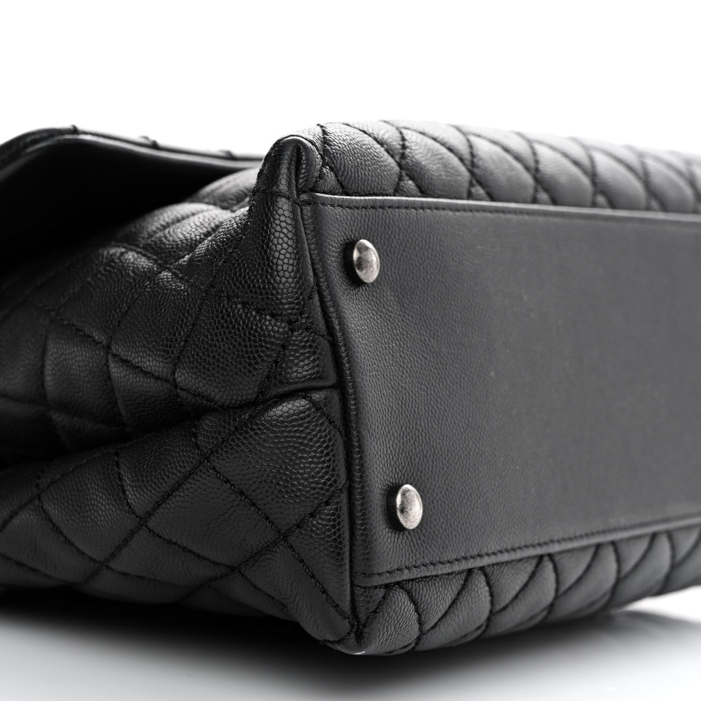 Caviar Quilted Medium Coco Handle Flap Black