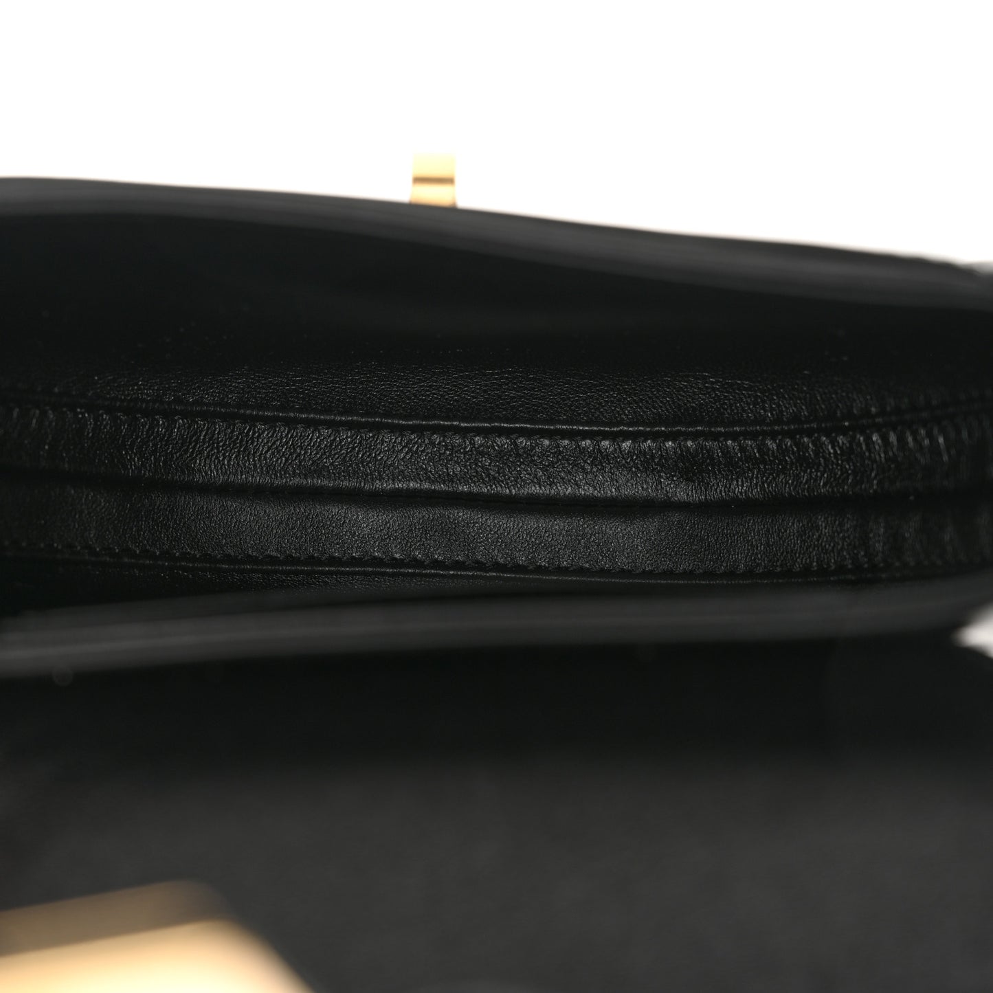 Satinated Calfskin Besace Small 16 Black