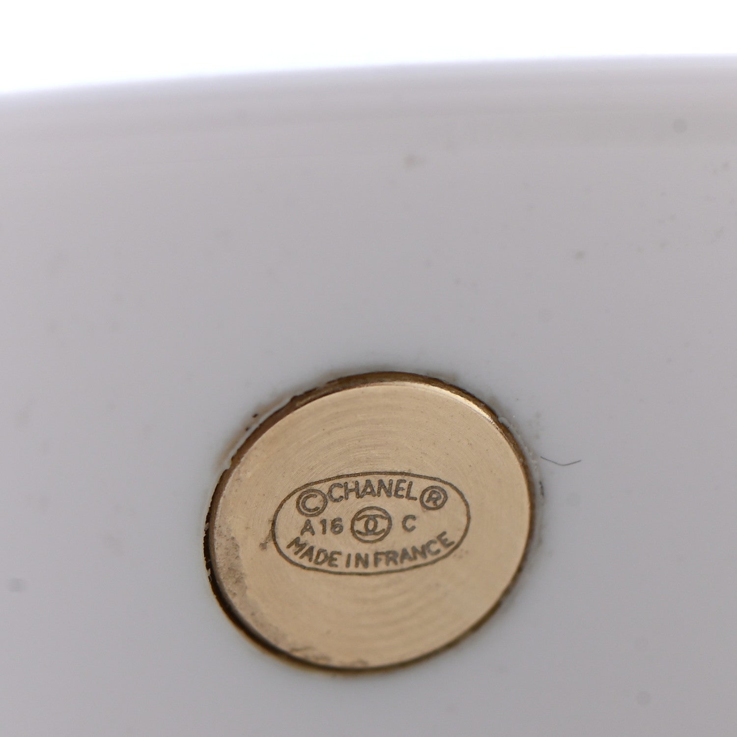 Chanel Resin Gripoix CC Cuff White 7 of 8