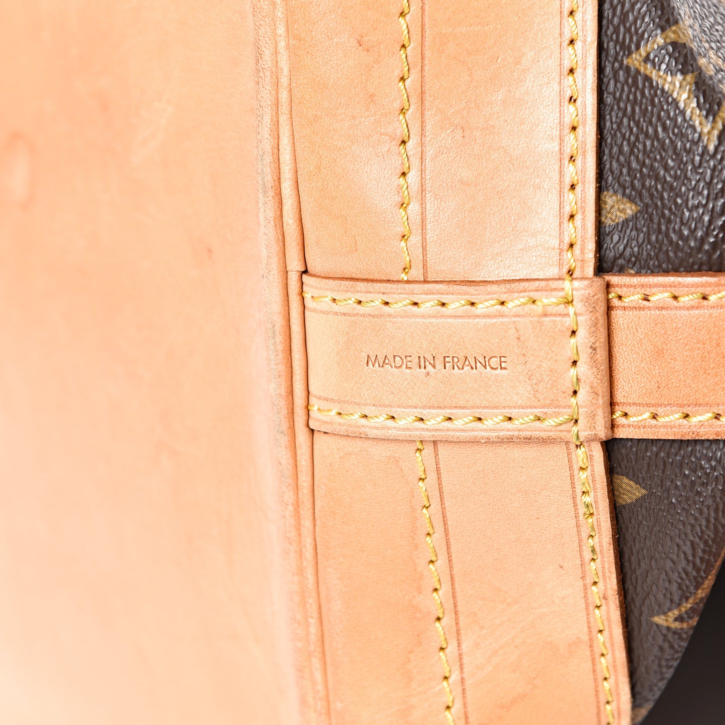 Monogram Noe