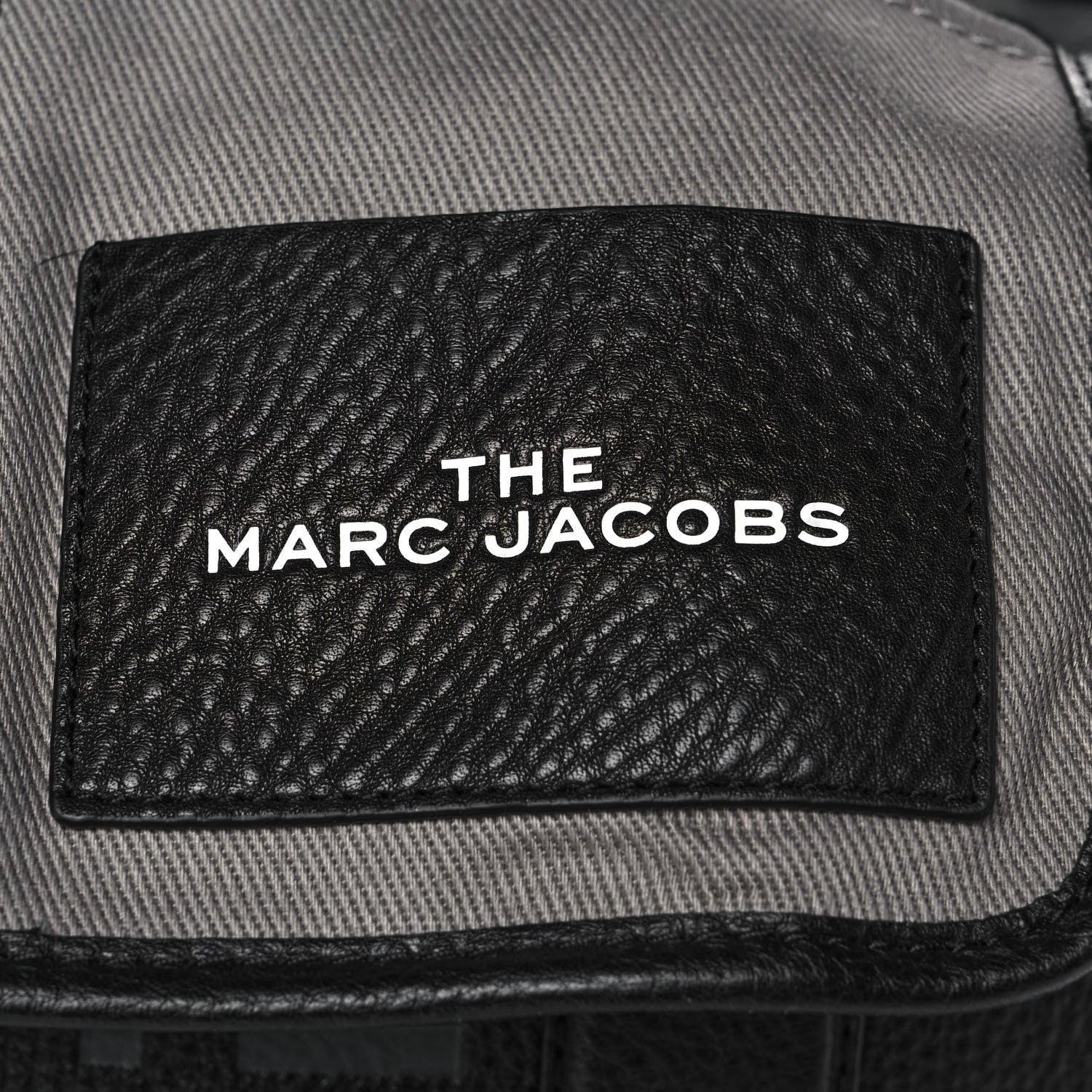 Marc Jacobs Grained Calfskin Medium The Tote Bag Black 5 of 9