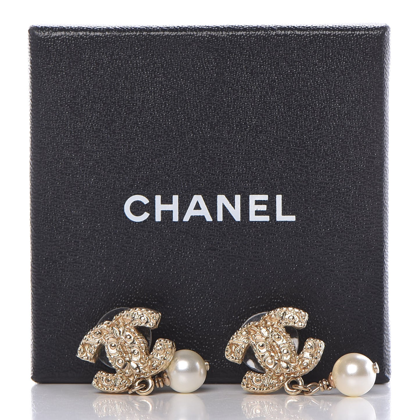 Pearl CC Drop Earrings Gold