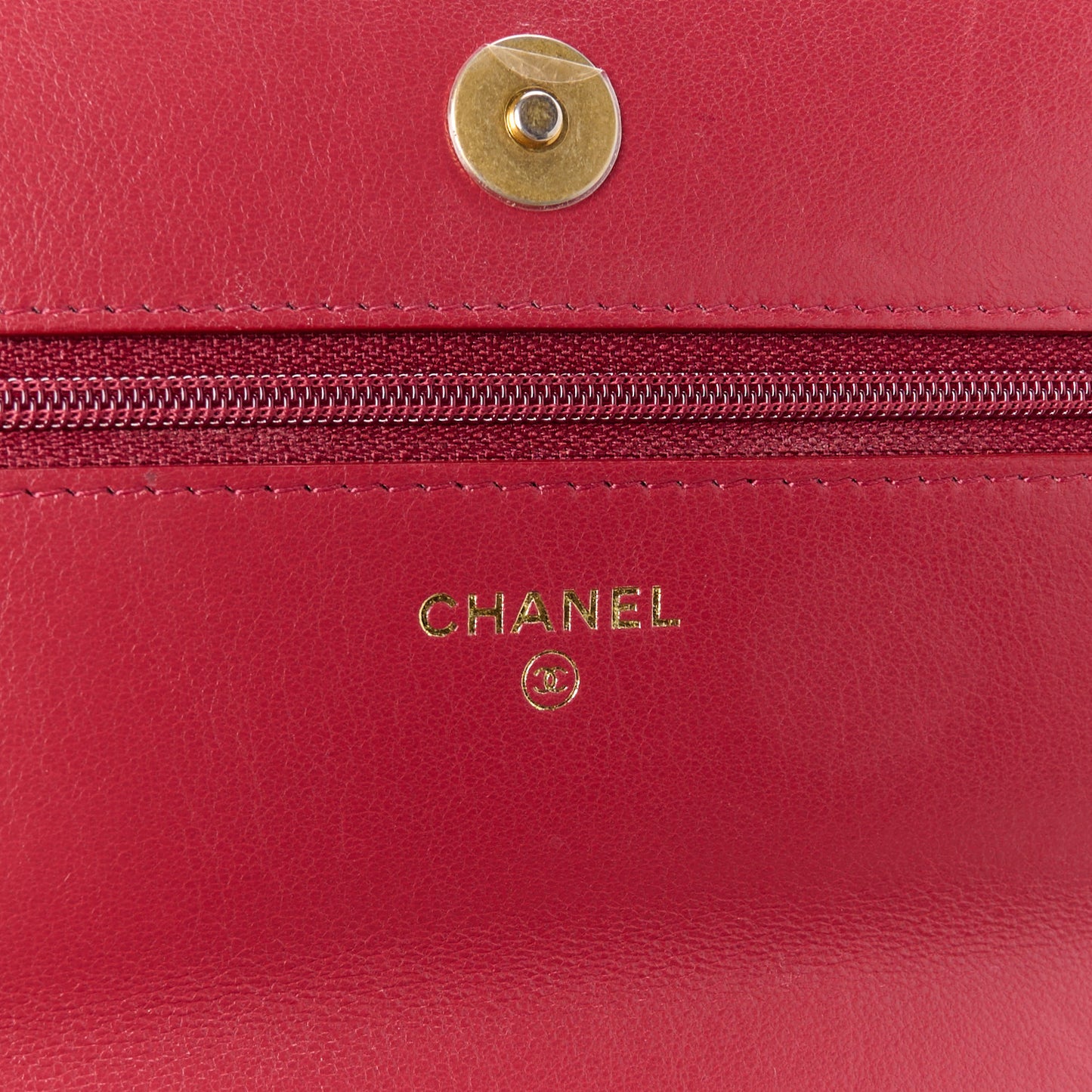 Shiny Goatskin Quilted Chanel 19 Wallet On Chain WOC Rouge