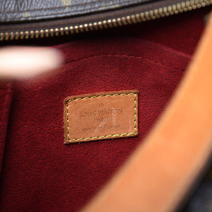 Louis Vuitton Monogram Croissant MM 7 of 10