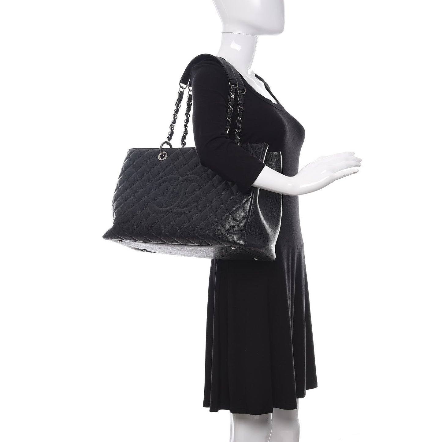Caviar Quilted XL Grand Shopping Tote GST Black