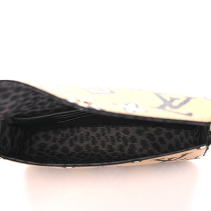 Louis Vuitton Monogram Wild At Heart Felicie Strap & Go Arizona Creme 7 of 11