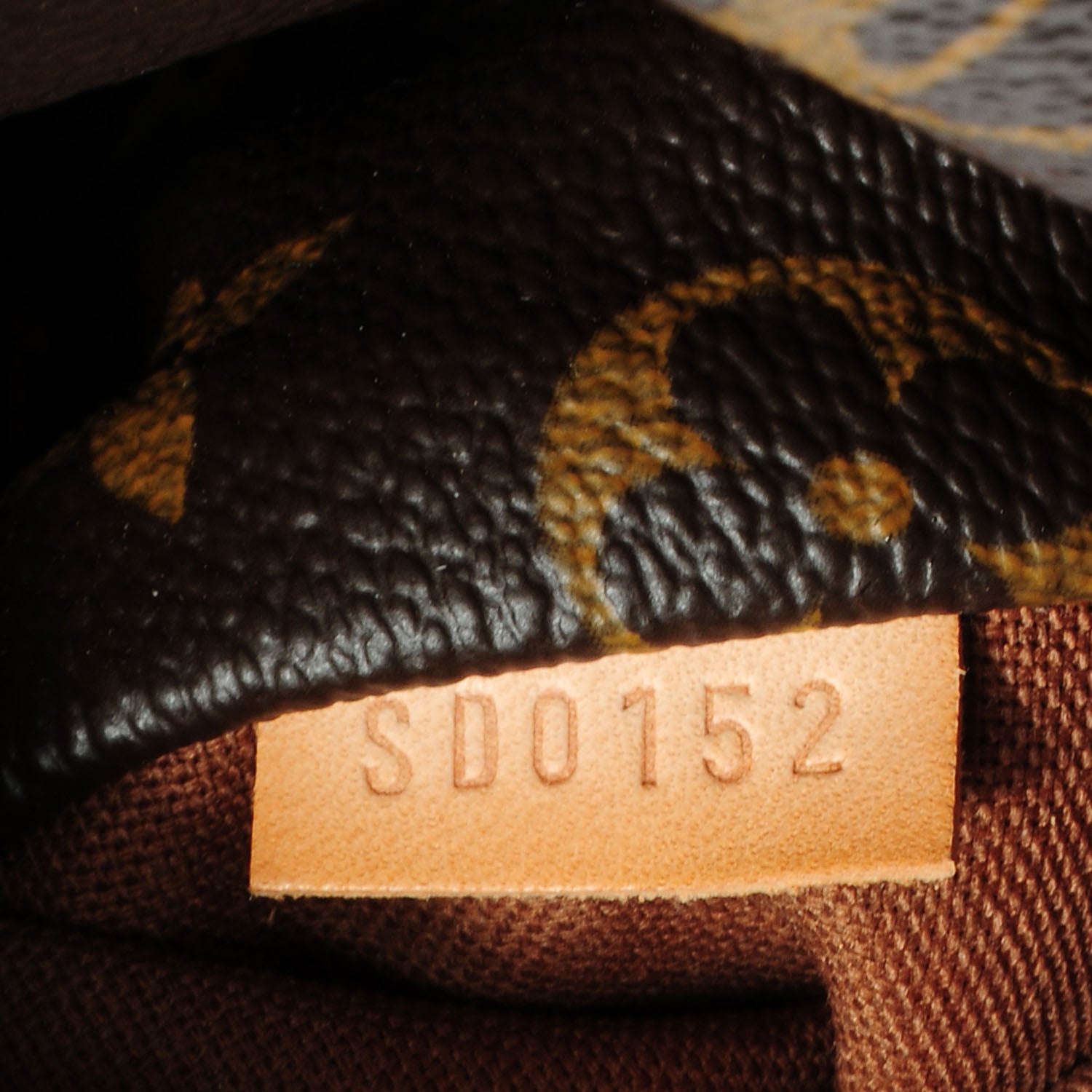 Louis Vuitton Monogram Totally GM 6 of 6