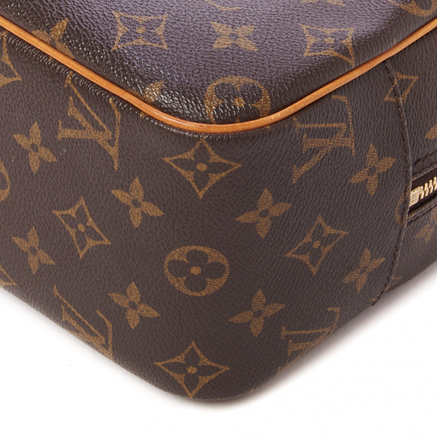 Monogram Cite MM