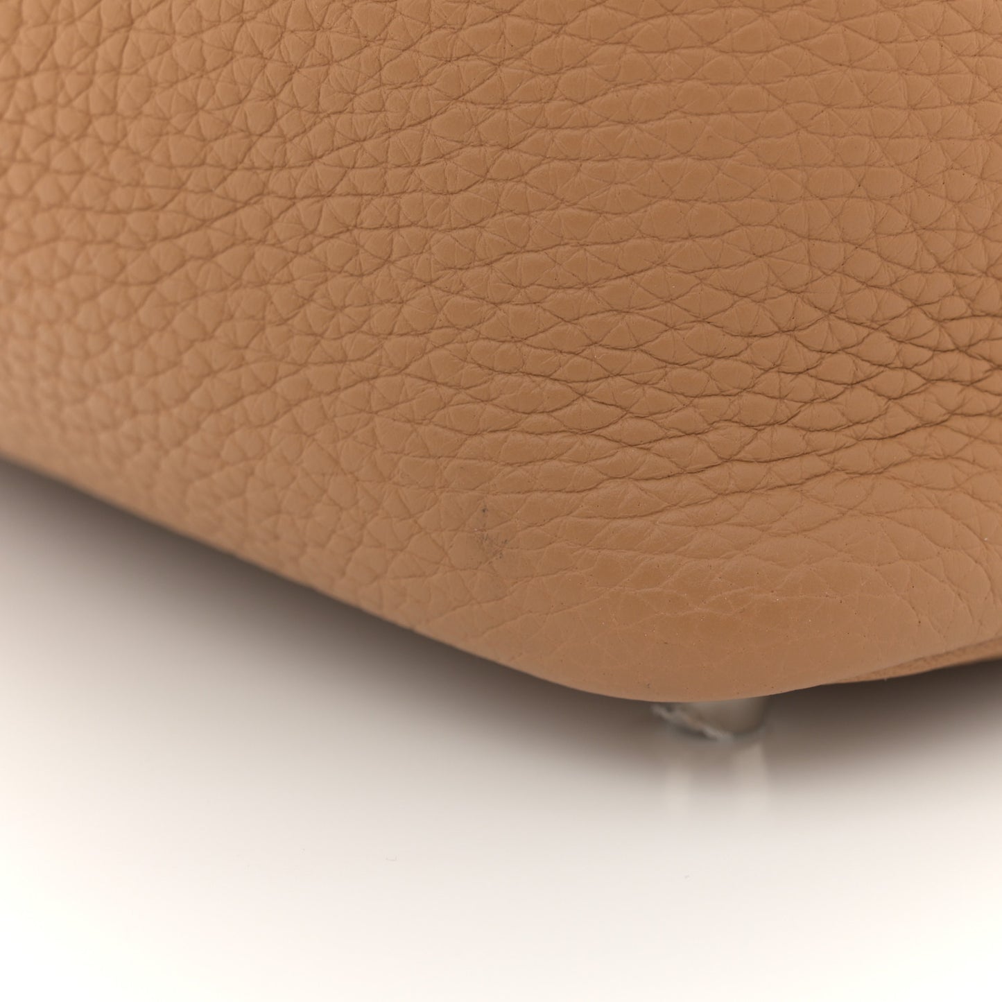 Taurillon Clemence Picotin Lock 18 PM Biscuit