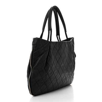 Chanel Caviar Quilted Soho Expandable Zip Shoulder Bag Black 3 of 10