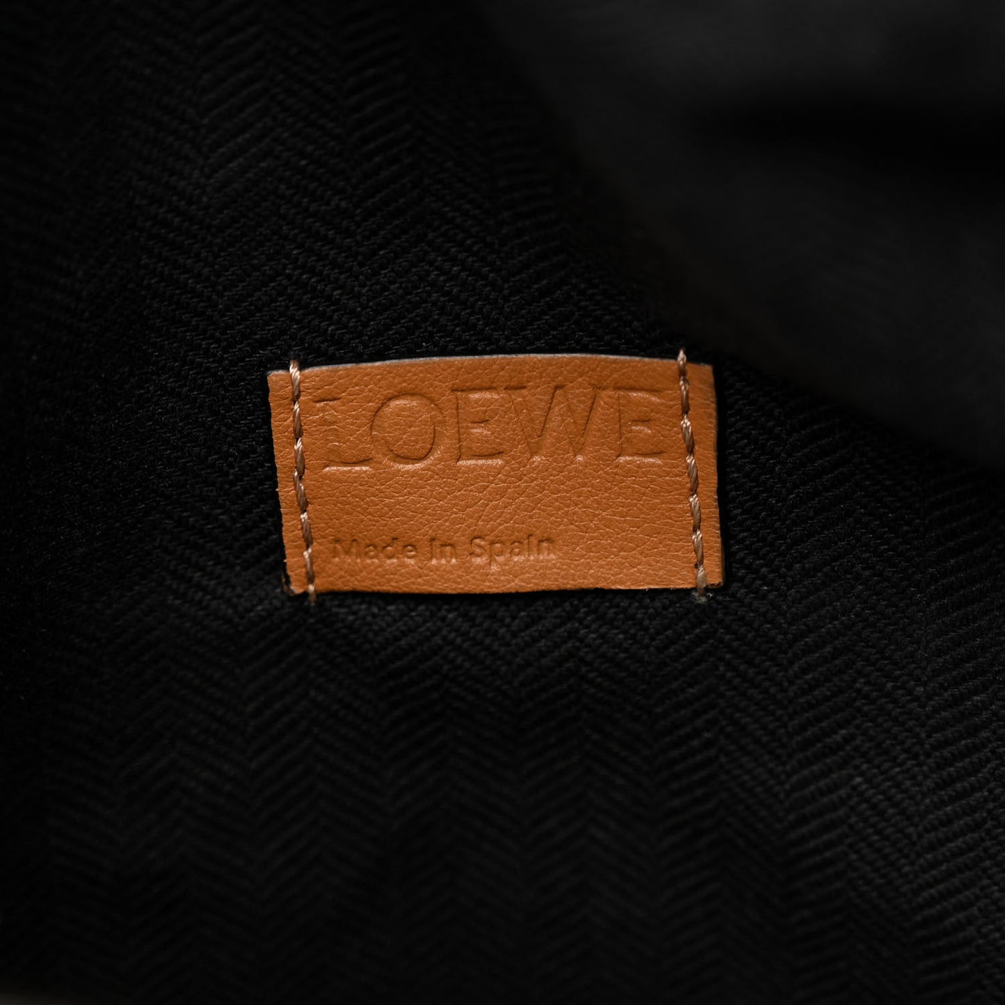 Calfskin Large Messenger Bag Caramel