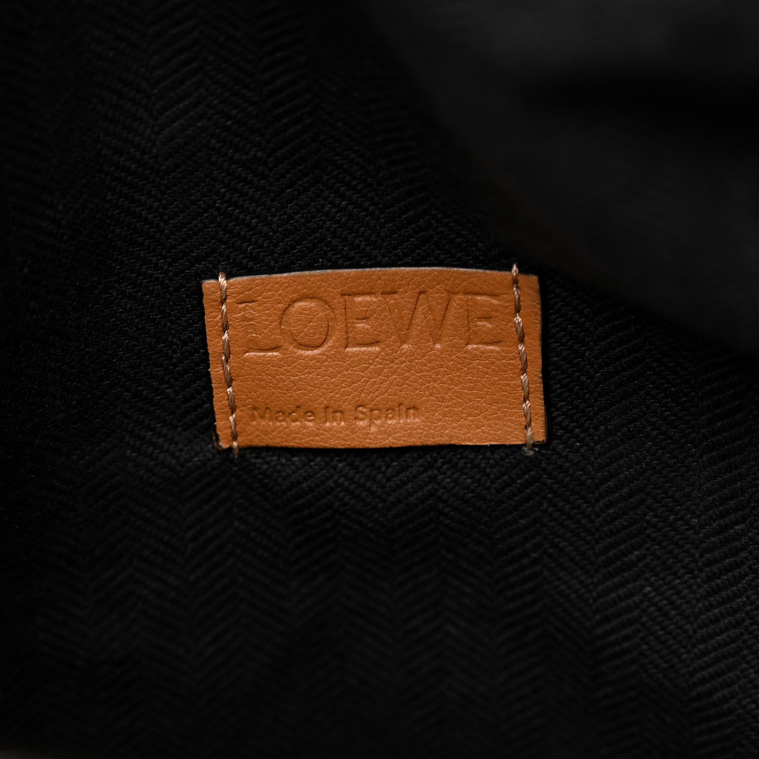 Loewe Calfskin Large Messenger Bag Caramel 6 of 10