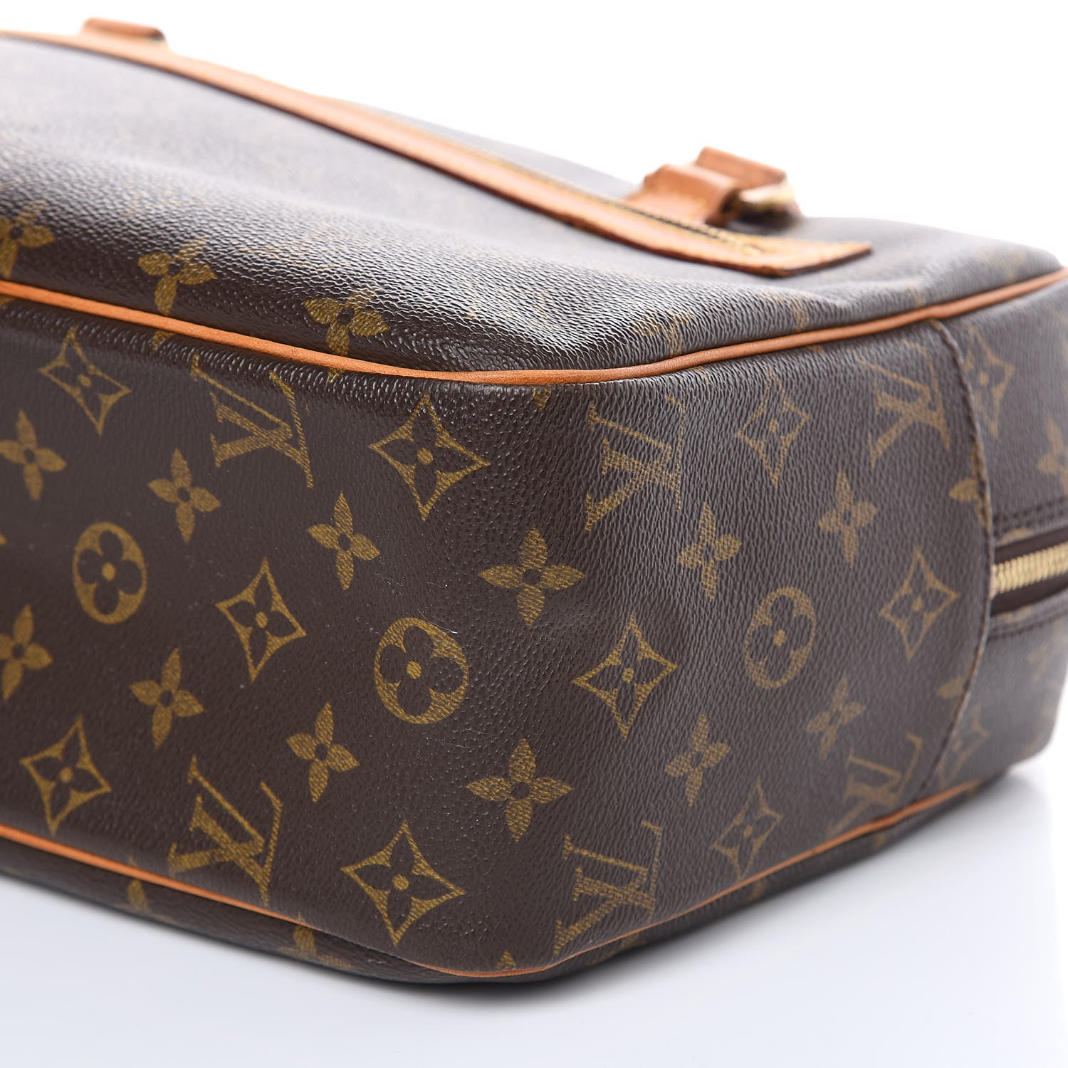 Louis Vuitton Monogram Cite GM 8 of 16