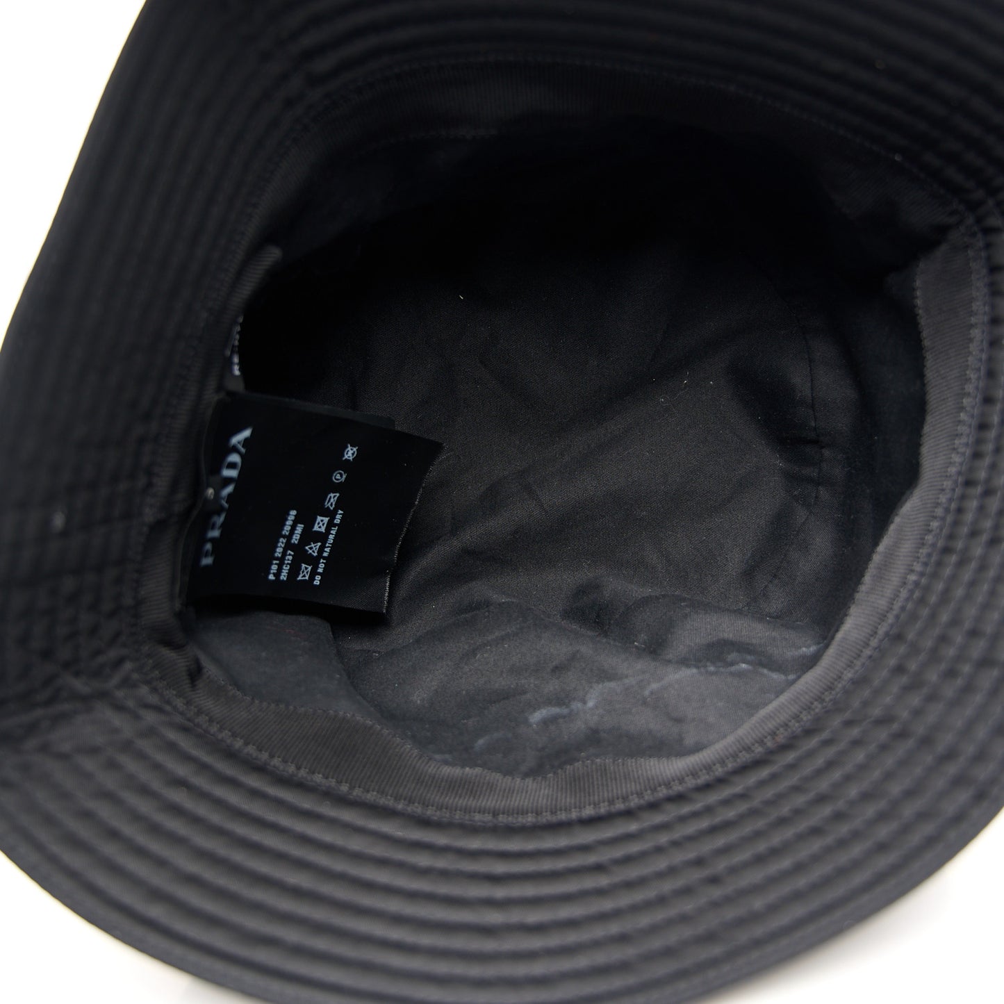 Re-Nylon Metal Triangle Logo Womens Bucket Hat S Black