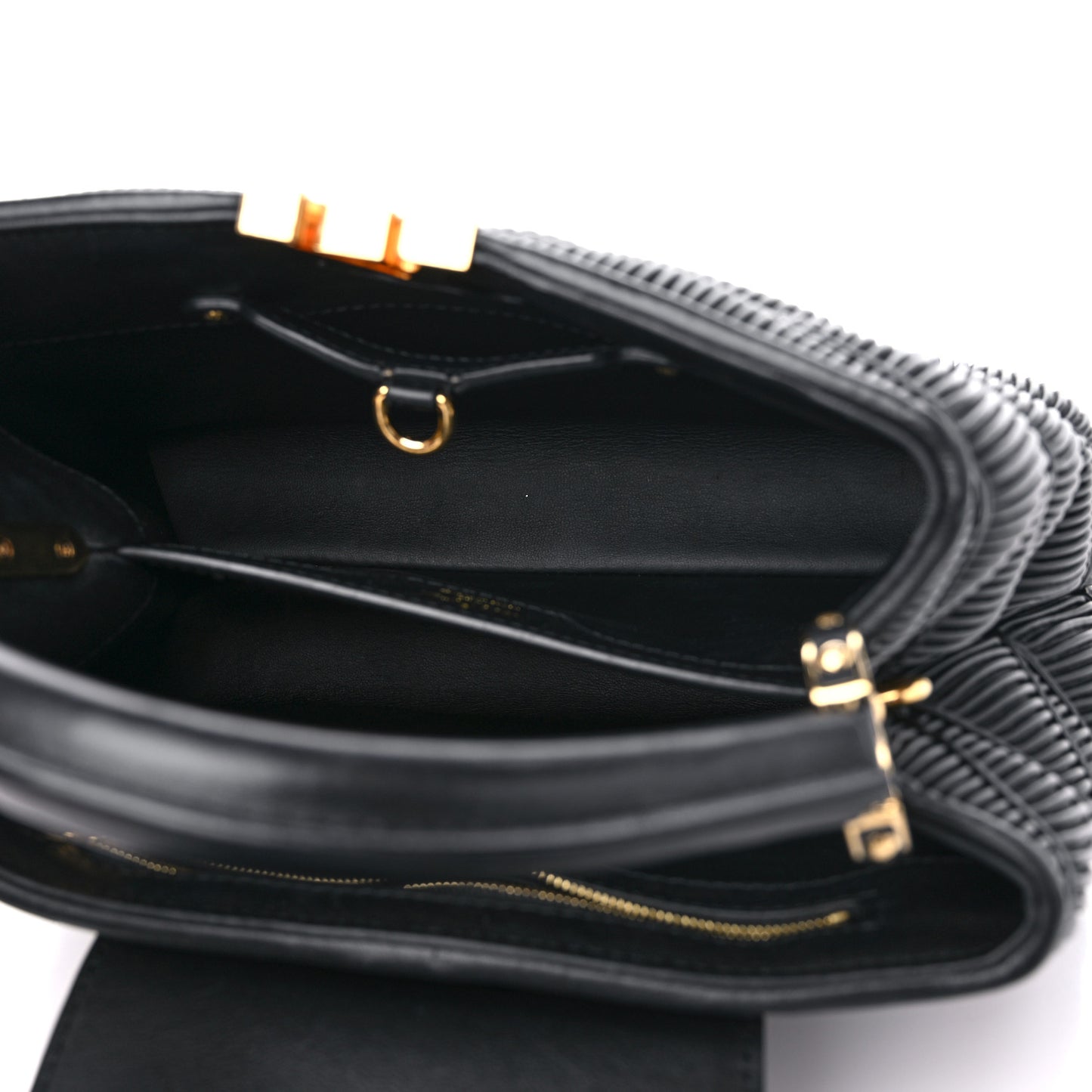 Calfskin Pleated Capucines BB Black