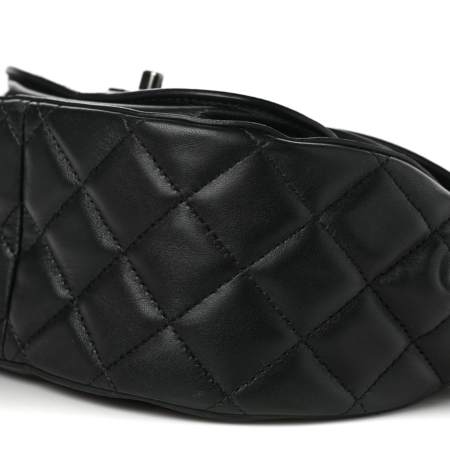 Lambskin Quilted Messenger Flap Black
