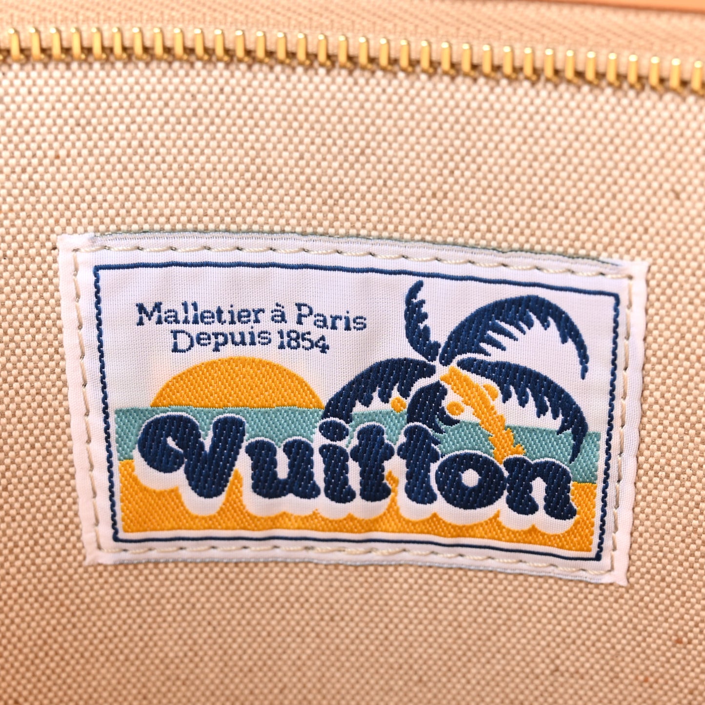 Monogram Surfin' Pochette Voyage Sand
