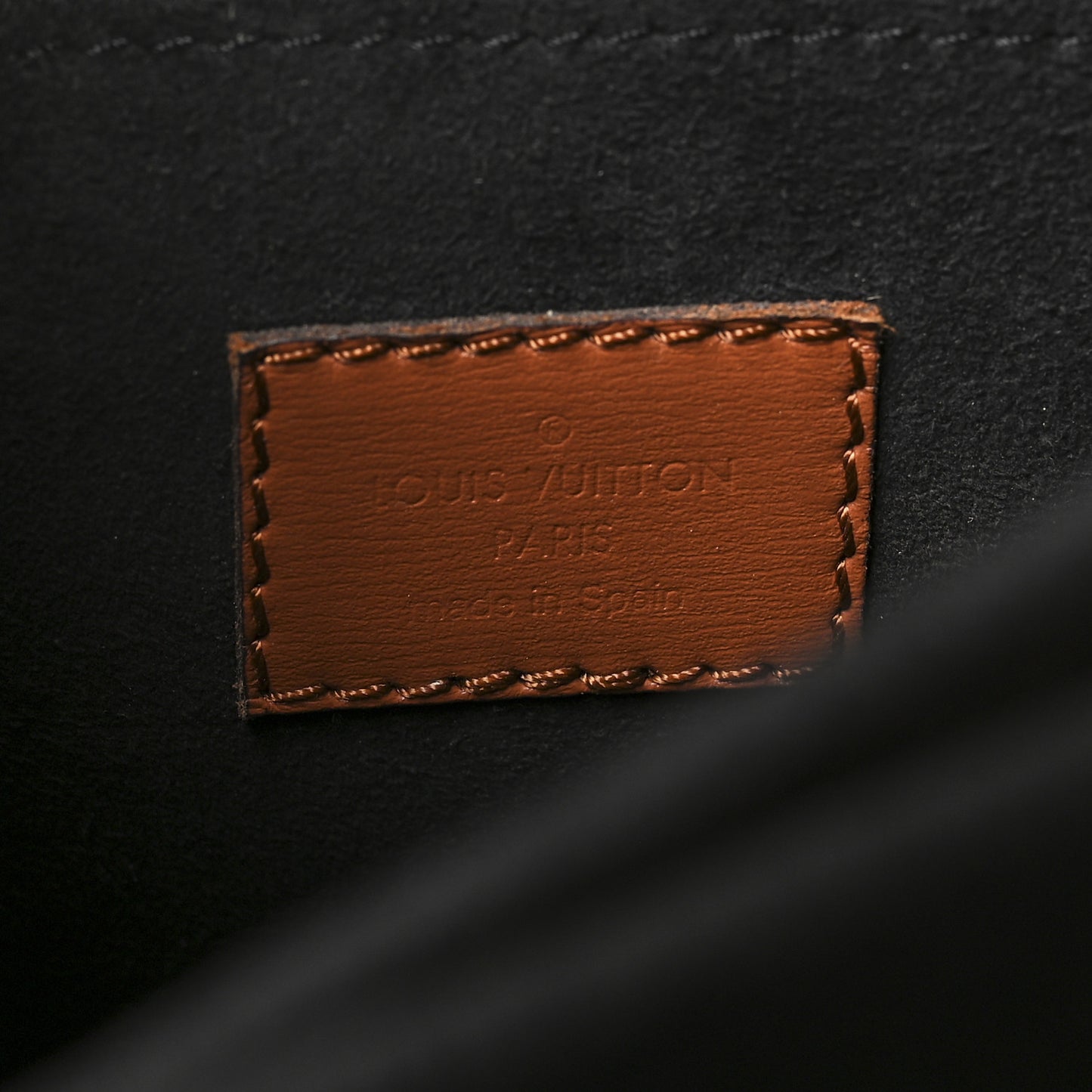Reverse Monogram Dauphine MM