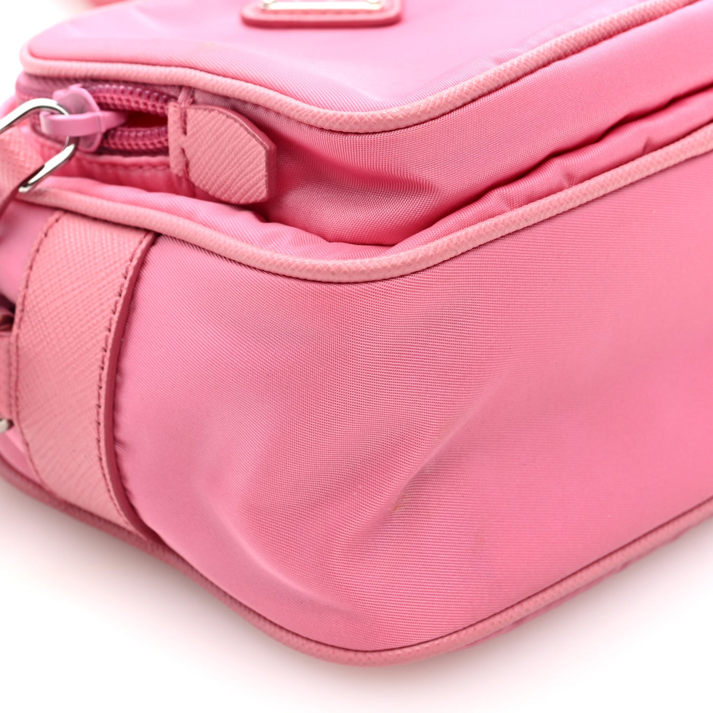 Tessuto Nylon Saffiano Brique Crossbody Bag Re-Edition 2005 Begonia