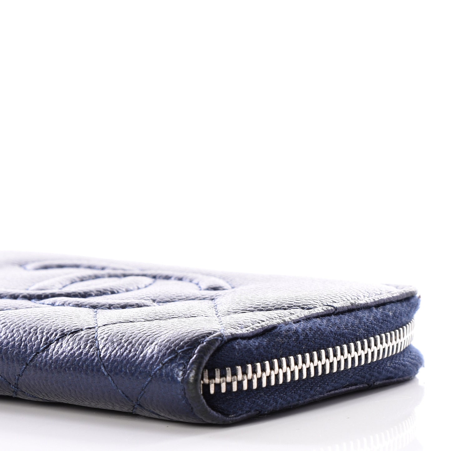 Metallic Caviar Quilted Diamond CC Key Holder Case Navy