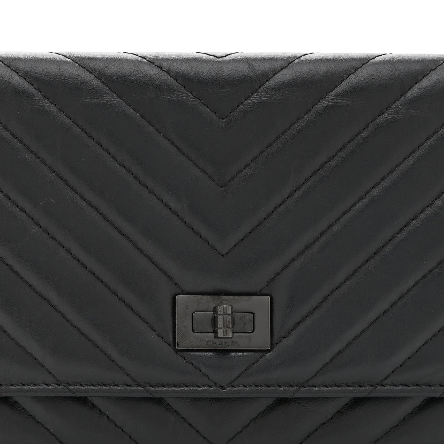 Aged Calfskin Chevron Quilted Reissue Wallet On Chain WOC So Black