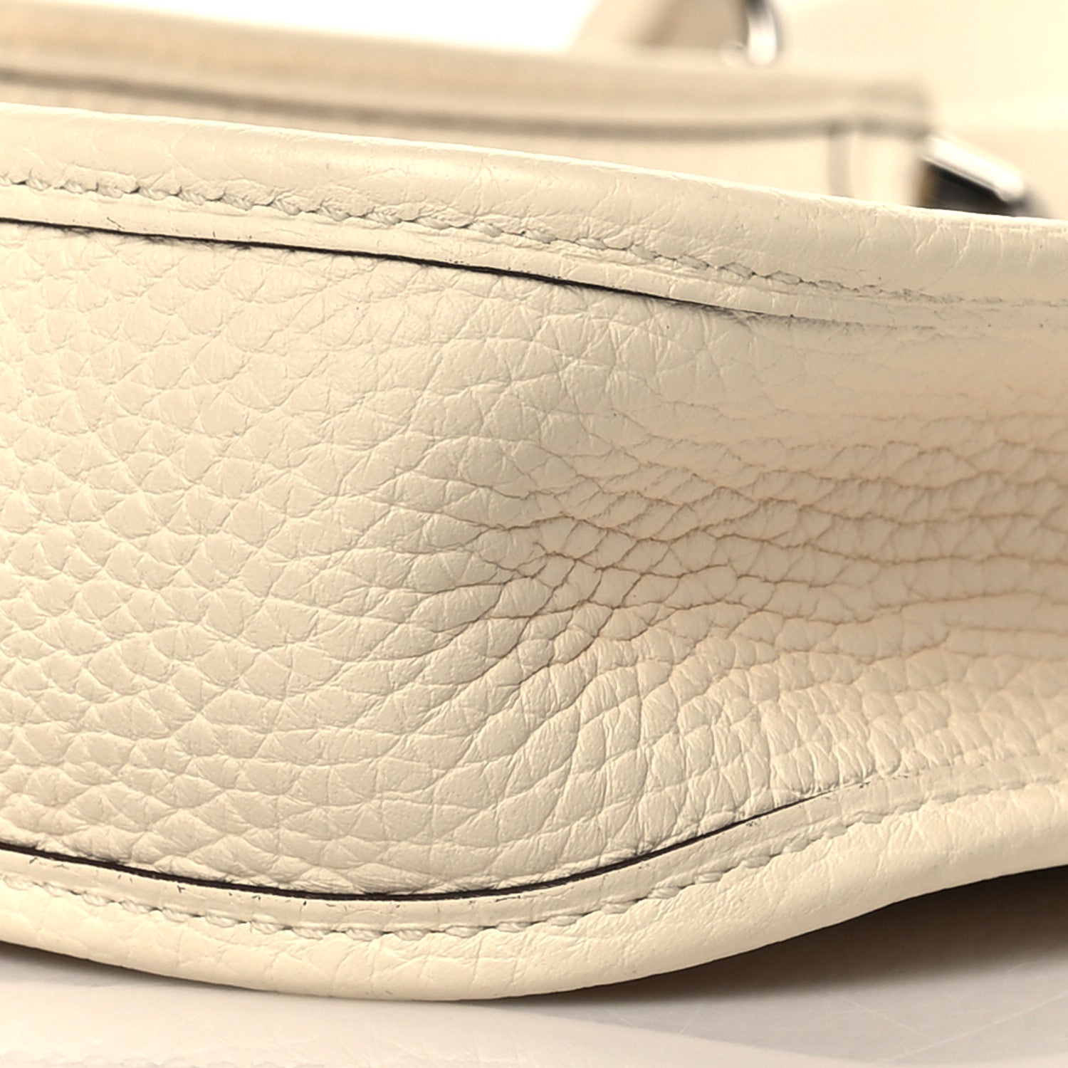 Hermes Taurillon Clemence Amazone Evelyne TPM Nata Craie 10 of 11