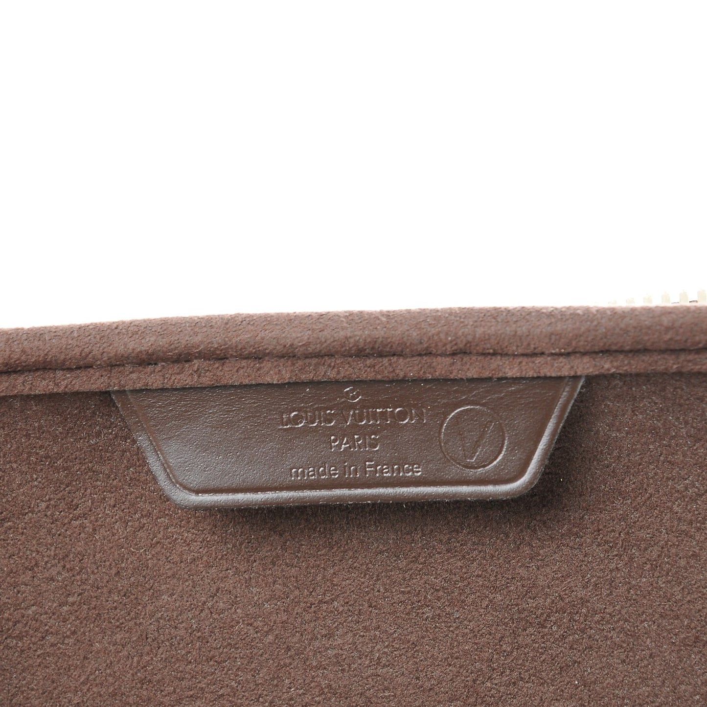 Damier Ebene 15 in Laptop Sleeve