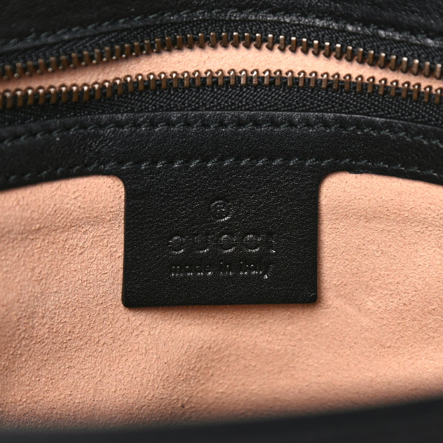 Calfskin Matelasse Medium GG Marmont Shoulder Bag Black