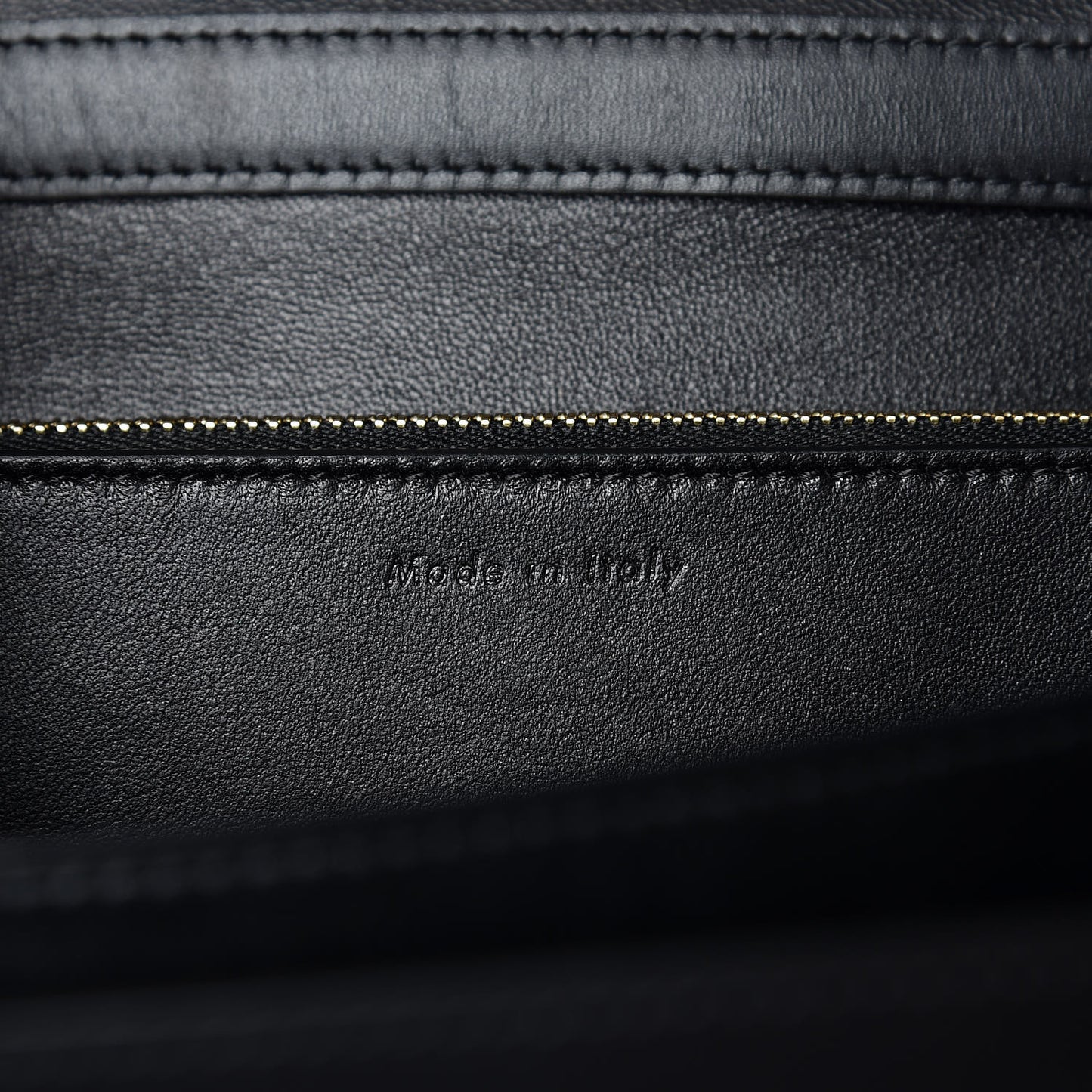 Box Calfskin Medium Classic Box Flap Bag Black