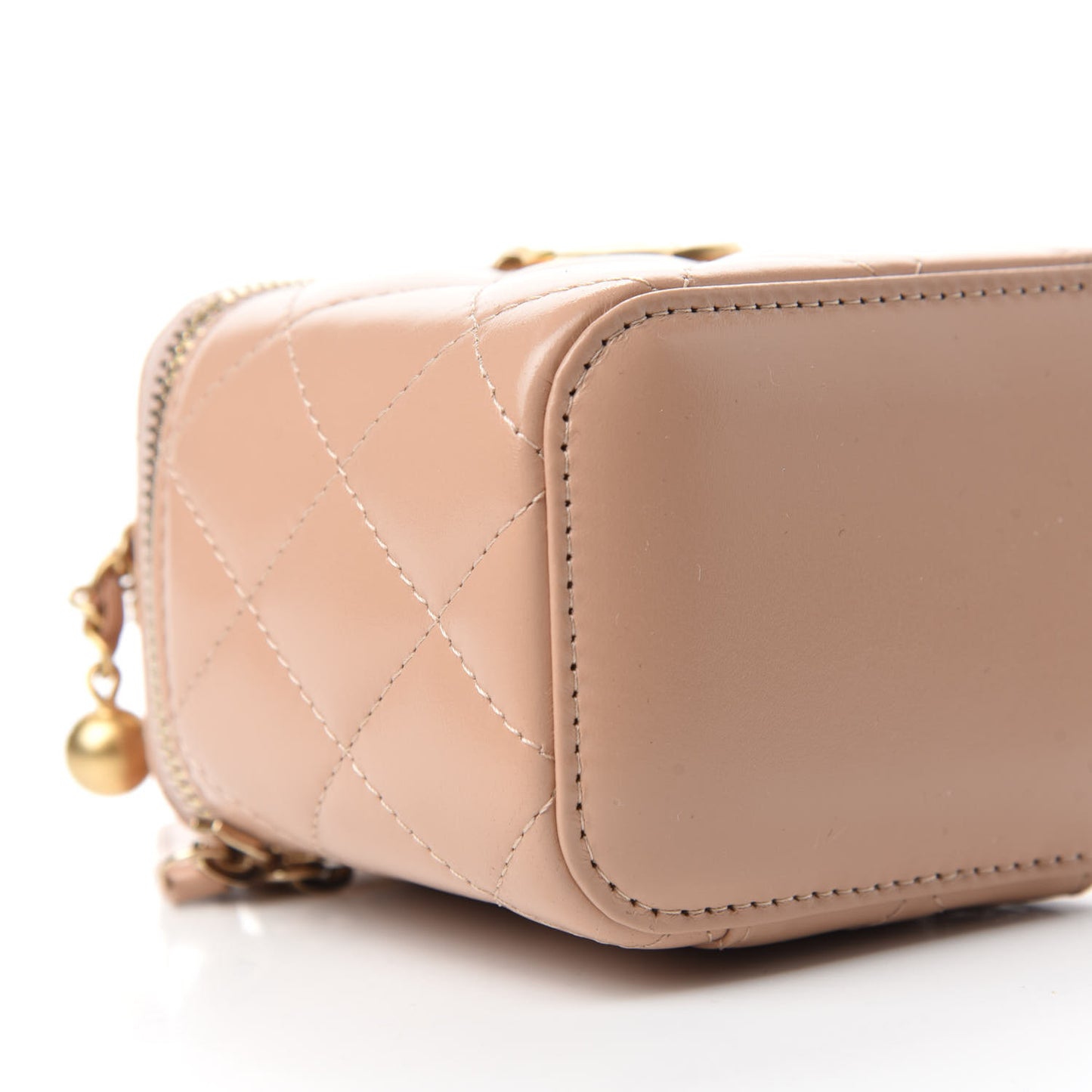 Calfskin Quilted Mini Perfect Fit Vanity Case With Chain Beige