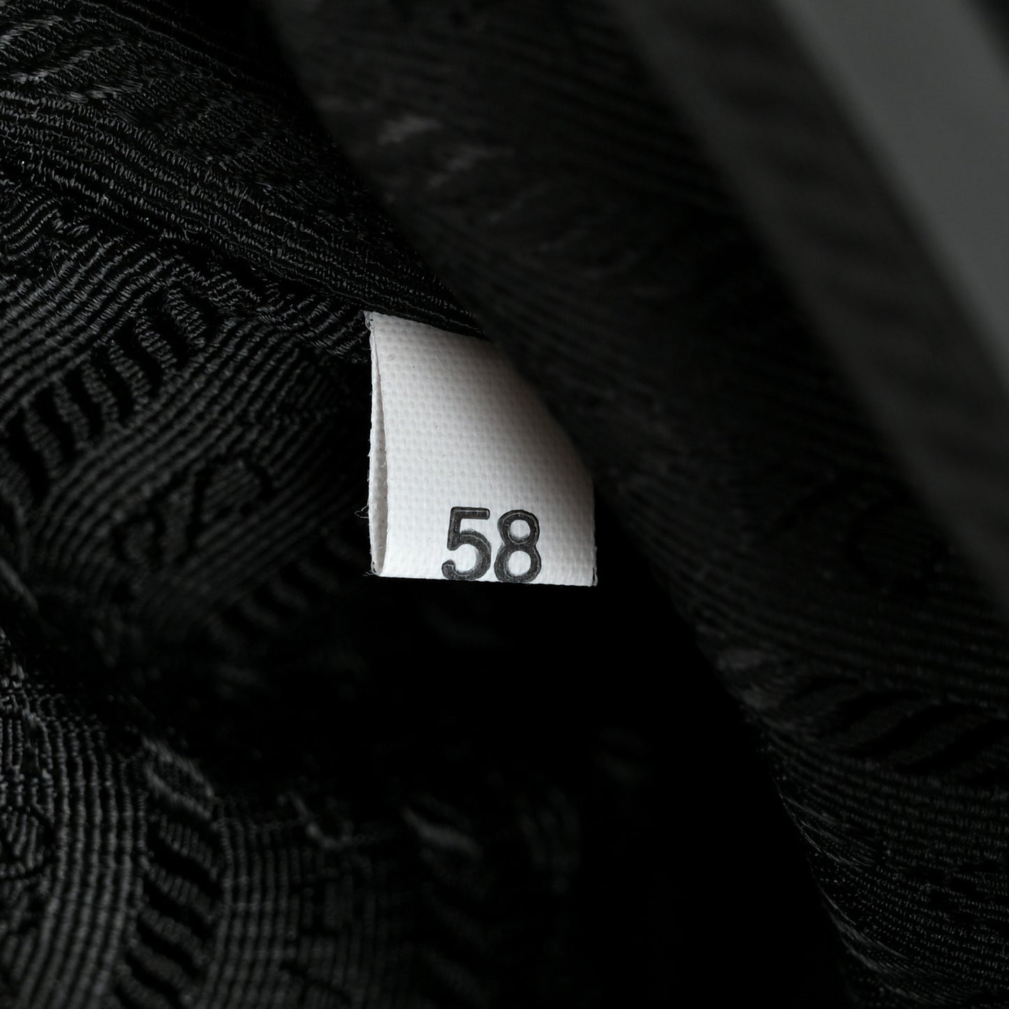 Tessuto Nylon Saffiano Kisslock Shoulder Bag Black