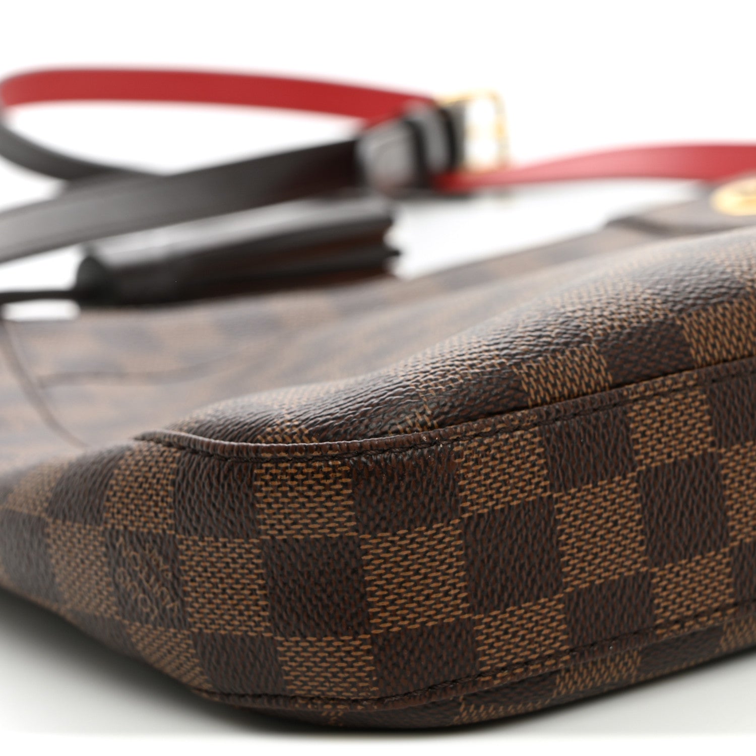 Louis Vuitton Damier Ebene South Bank Besace 9 of 10