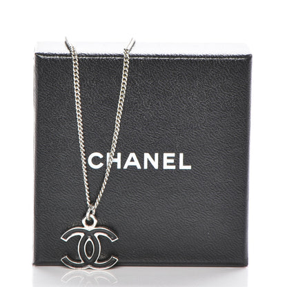 Chanel Enamel CC Necklace Black 5 of 5