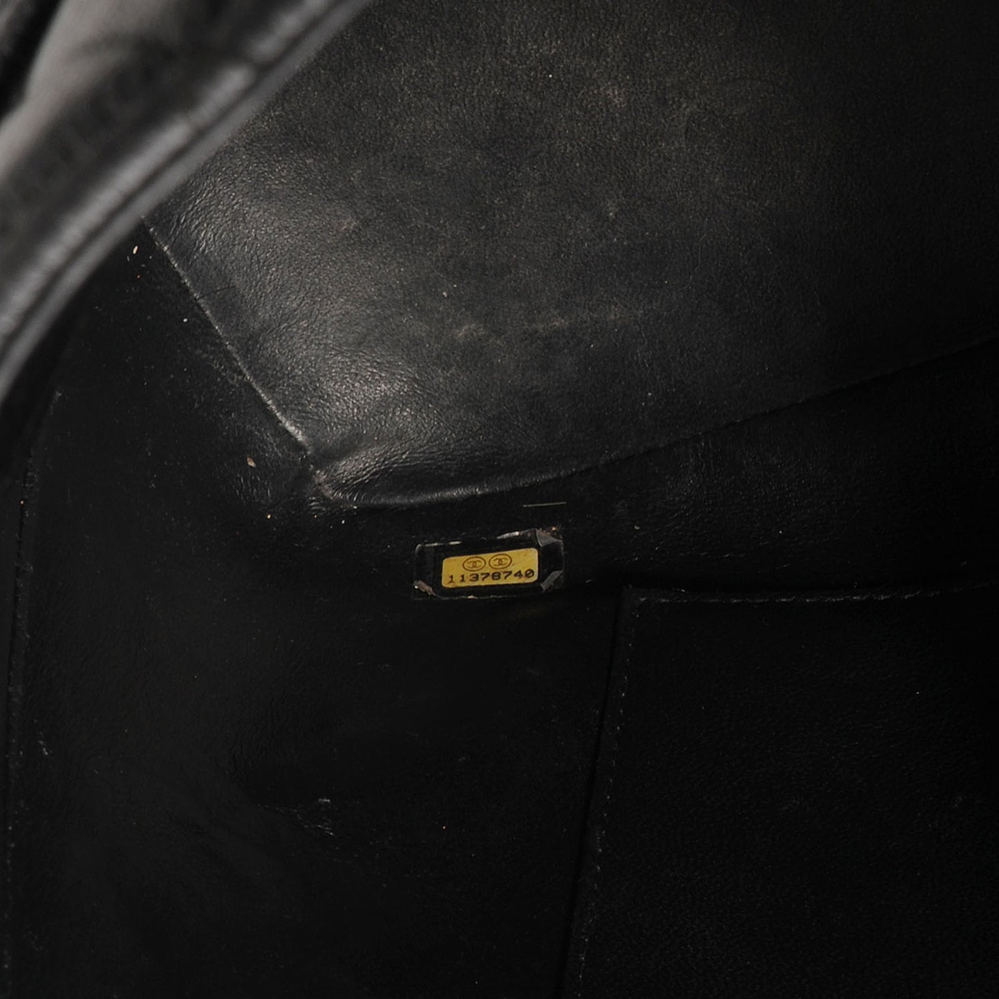 Caviar Medallion Tote Black