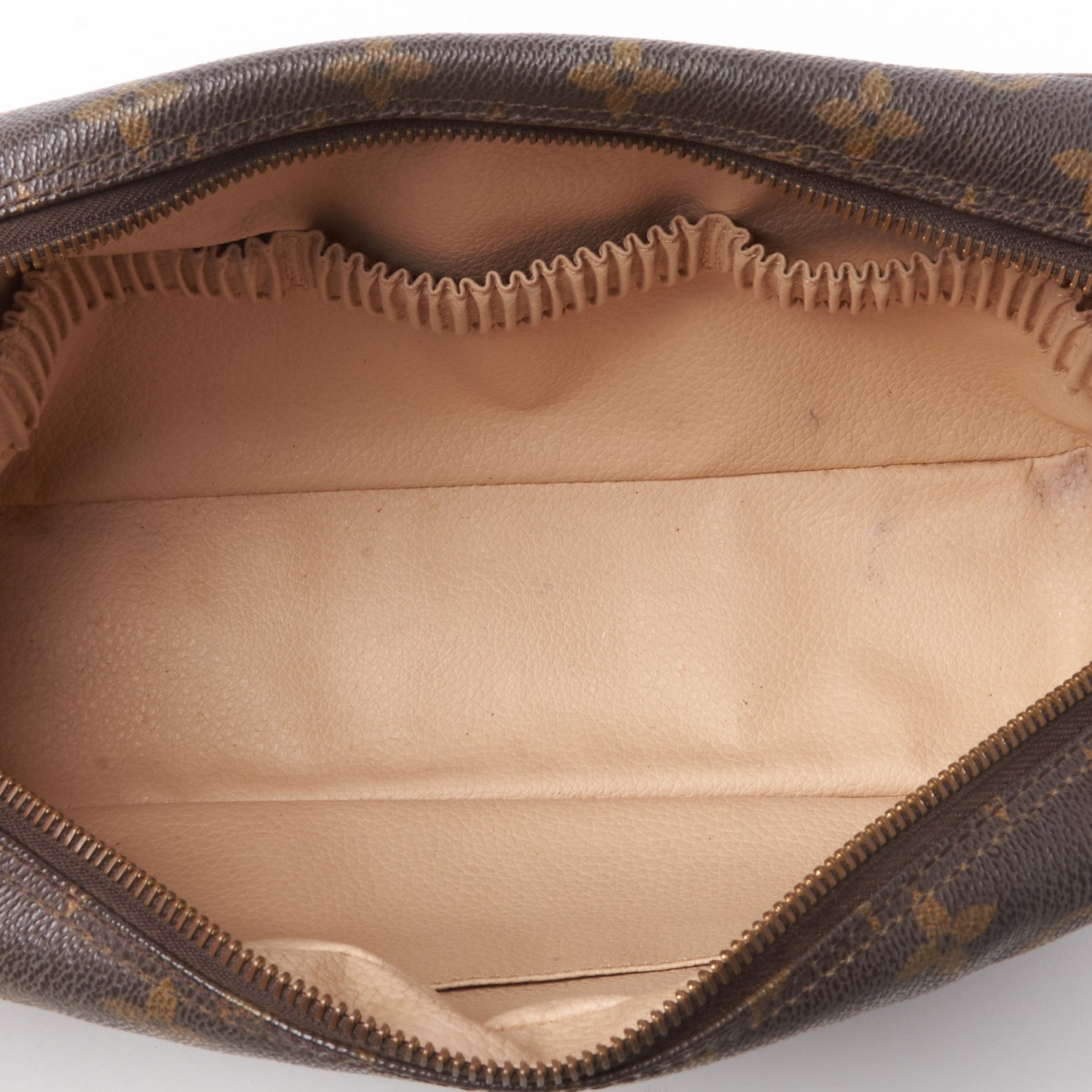 Louis Vuitton Monogram Trousse Toilette 28 4 of 9