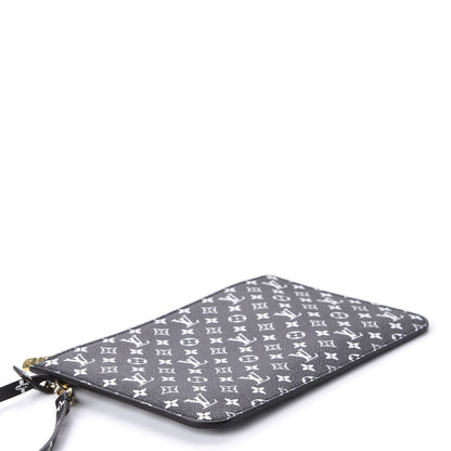 Louis Vuitton Monogram Giant Jungle Neverfull MM GM Pochette Black 4 of 9