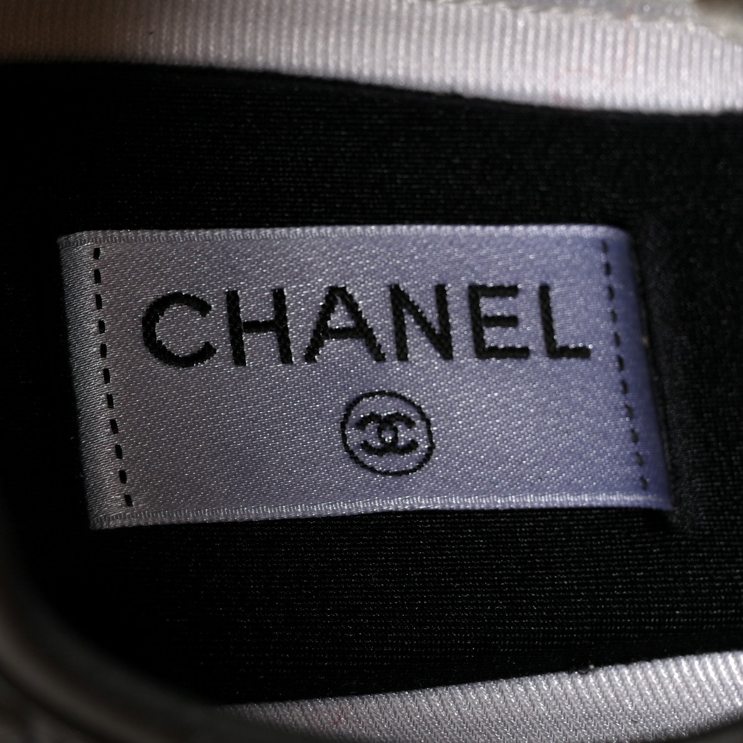 Chanel Calfskin Suede CC Womens Sneakers 41 Black White 8 of 10