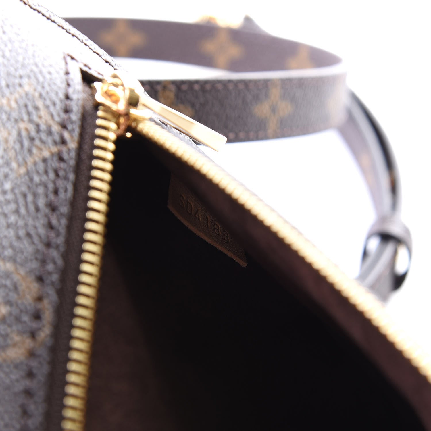 Louis Vuitton Monogram Pochette Metis 10 of 12