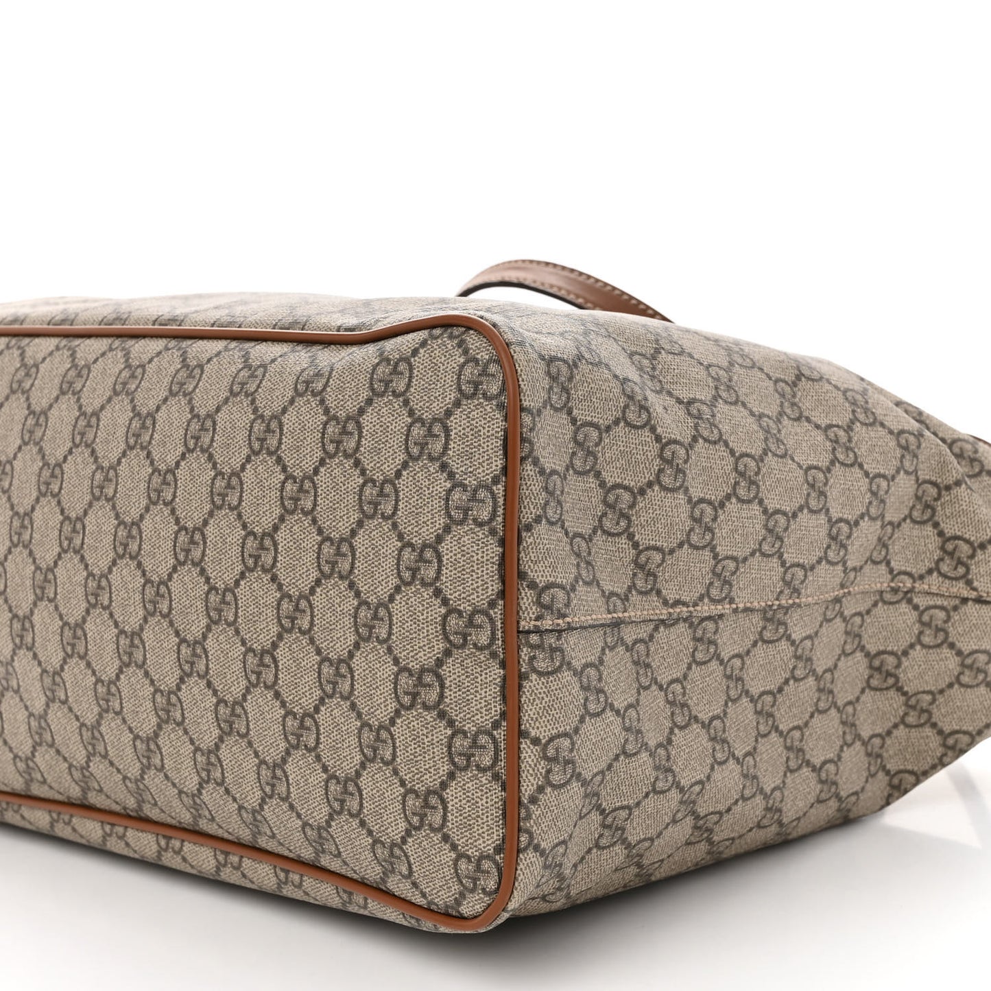 Soft GG Supreme Monogram Medium Crossbody Tote Beige Cuir