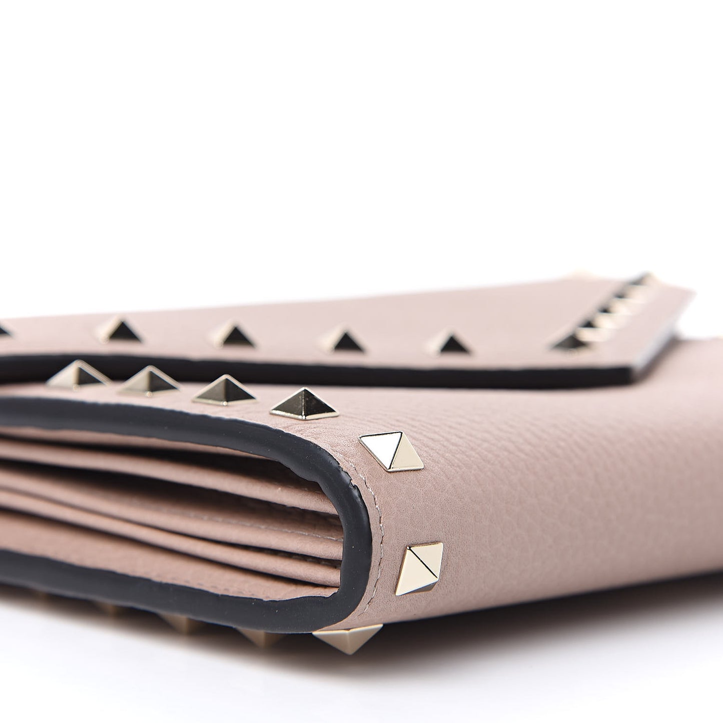 Pebbled Calfskin Rockstud Envelope Wallet on Chain Poudre