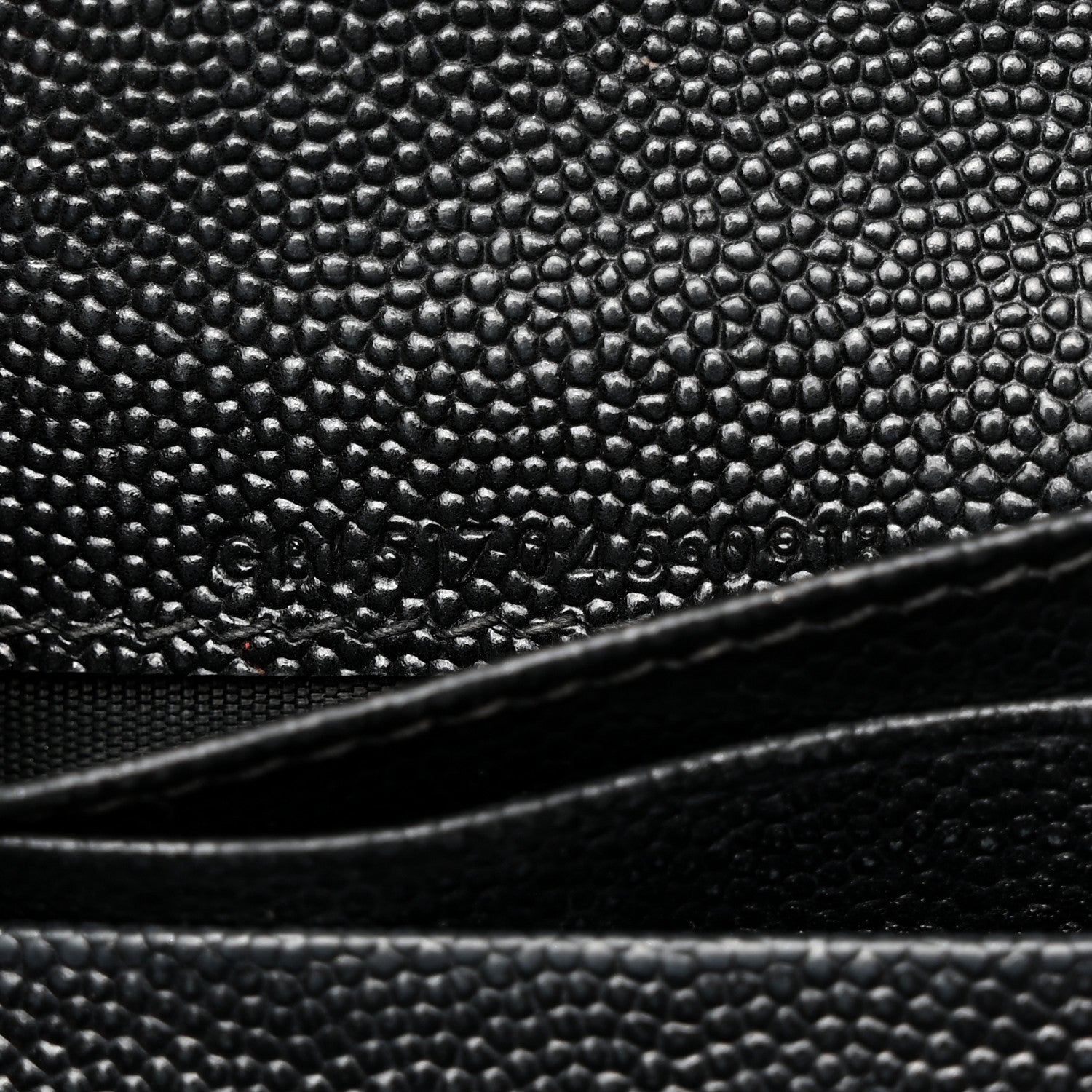 Saint Laurent Grain De Poudre Matelasse Chevron Monogram Zipped Card Case Black 7 of 7