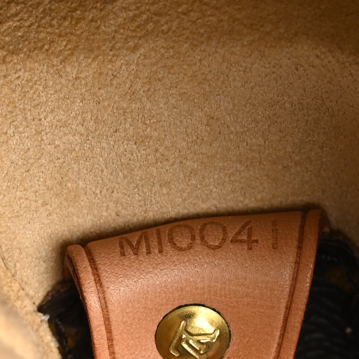 Louis Vuitton Monogram Looping GM 7 of 15